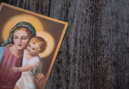 Mười cách để nhận biết Đức Maria là Mẹ của chúng ta