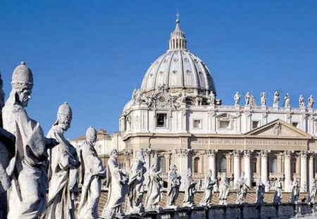 Người Công Giáo có buộc phải đồng ý với Đức Giáo hoàng không?