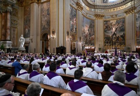 Ý NGHĨA CỐT LÕI VÀ GIÁ TRỊ VÔ HẠN CỦA THÁNH LỄ TRONG ĐỜI SỐNG CÔNG GIÁO & SỰ NGỘ NHẬN VỀ BỔNG LẼ