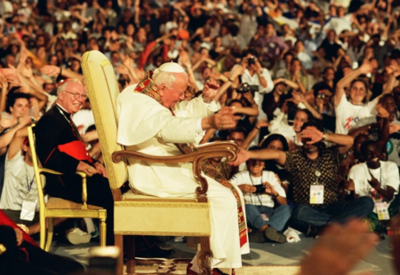 TIẾNG NÓI CỦA NGƯỜI TRẺ TRONG TIM CÁC VỊ GIÁO HOÀNG