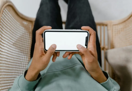 TRÍ TUỆ NHÂN TẠO SẼ KHÔNG BAO GIỜ THAY THẾ BÁC SĨ: LỜI THỀ HIPPOCRATES TRONG KỶ NGUYÊN SỐ