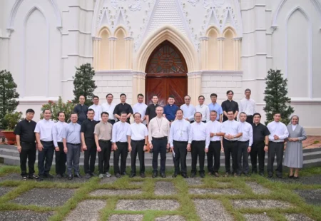 CÁC GIAI ĐOẠN TÂM LÝ-TÂM LINH CỦA ĐỜI LINH MỤC: MỘT HÀNH TRÌNH NỘI TÂM SÂU SẮC VÀ PHỨC TẠP