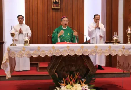 ĐỨC GIÁM MỤC VIỆT NAM MỜI GỌI SỐNG KHIÊM TỐN VÀ CỞI MỞ KHI CÁC NHÓM HIỆP HÀNH Á CHÂU QUY TỤ TẠI THÁI LAN